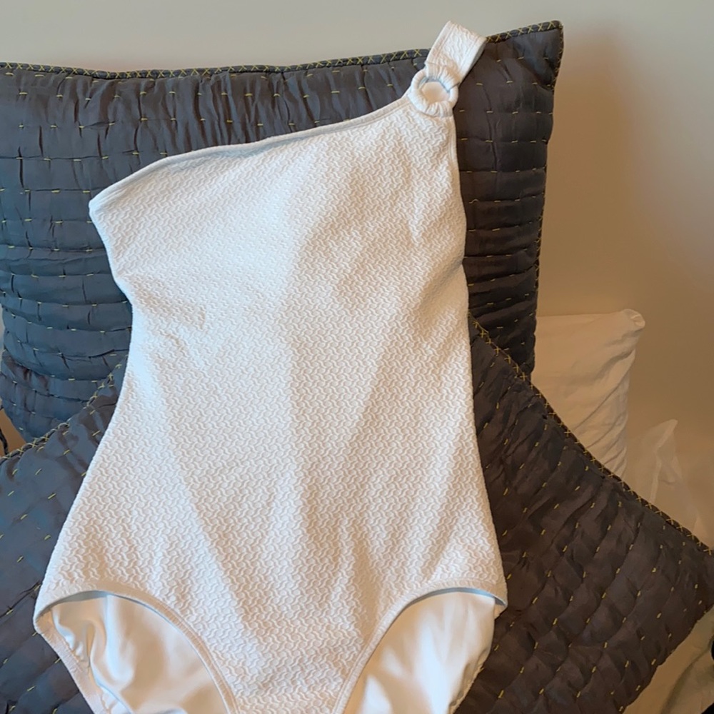 Hermoza swimsuit sz12